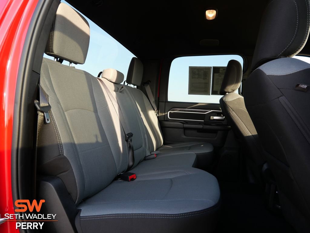 Used 2024 RAM 2500 Big Horn w/ Bed Utility Group image 14