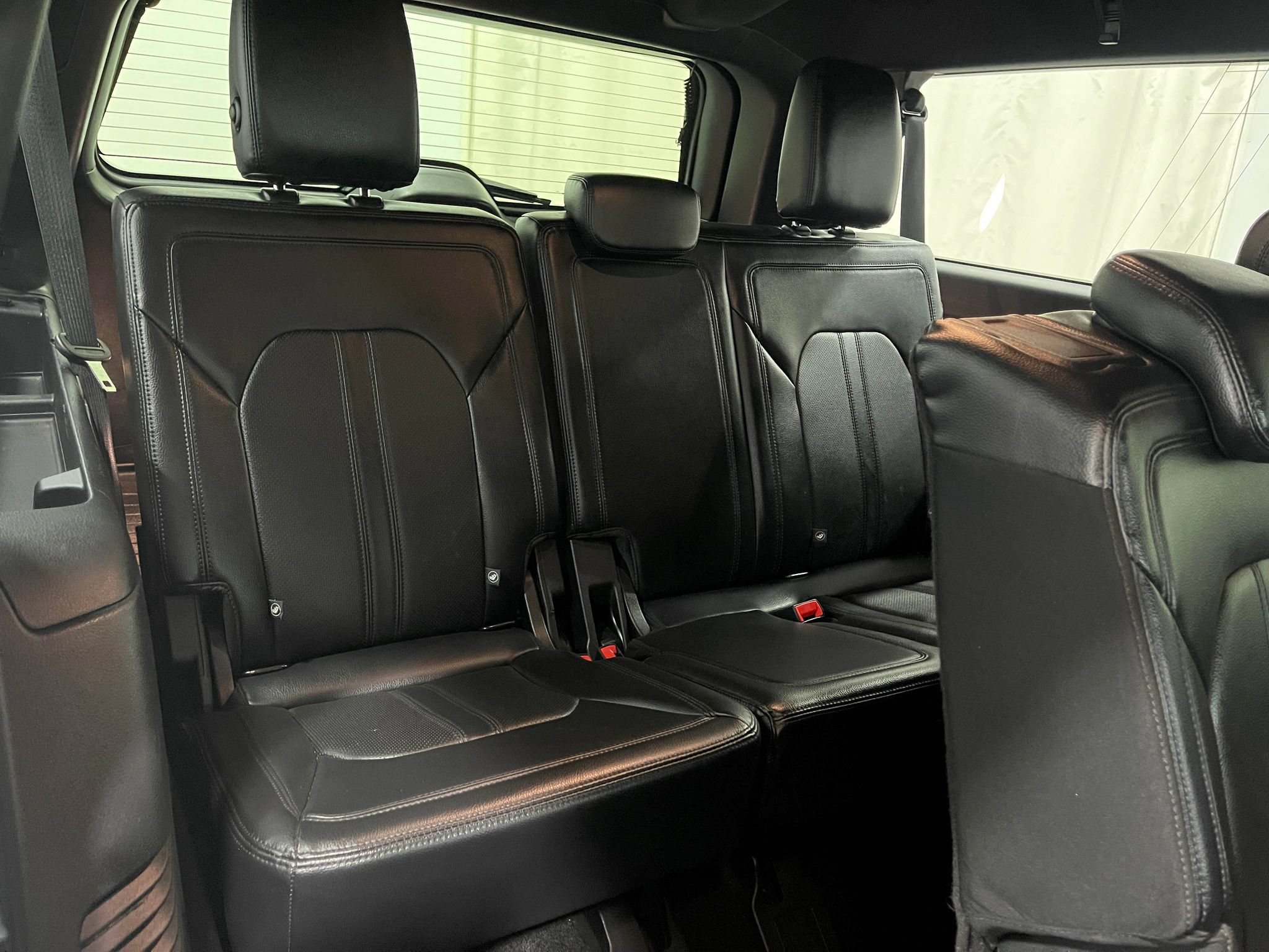 Used 2018 Ford Expedition Max Limited AWD/4WD image 31