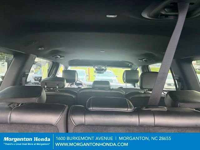 Used 2024 Jeep Wagoneer L Series II w/ Flexible Seating Group AWD/4WD image 32