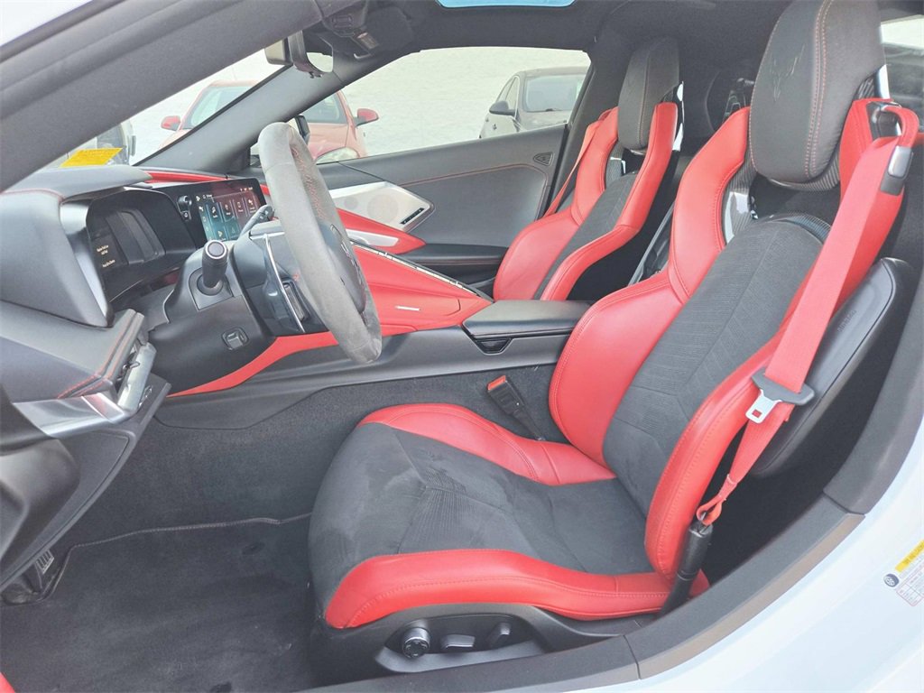 Used 2024 Chevrolet Corvette Stingray Preferred Cpe w/ Z51 Performance Package image 11