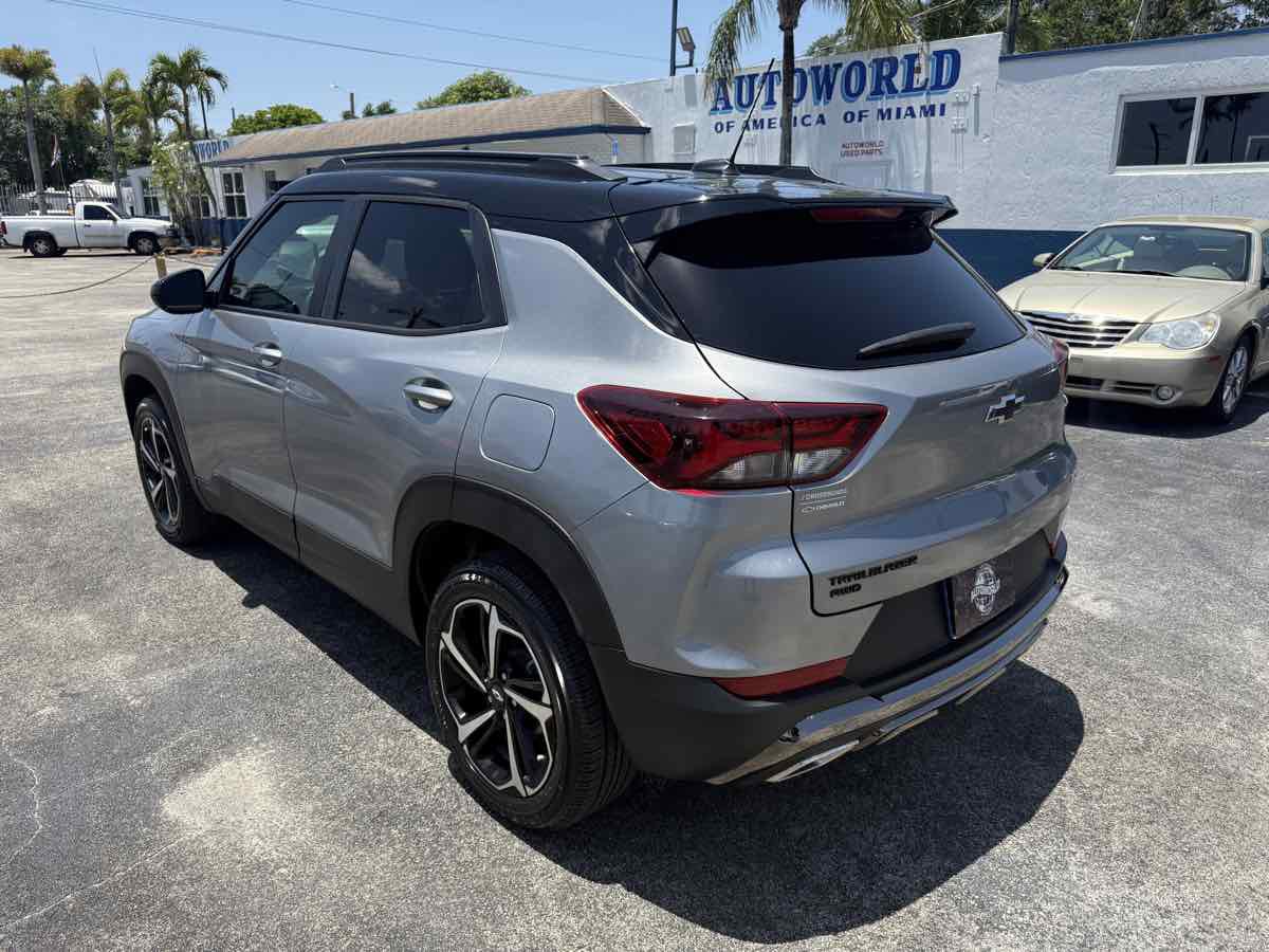 Used 2023 Chevrolet TrailBlazer RS image 6