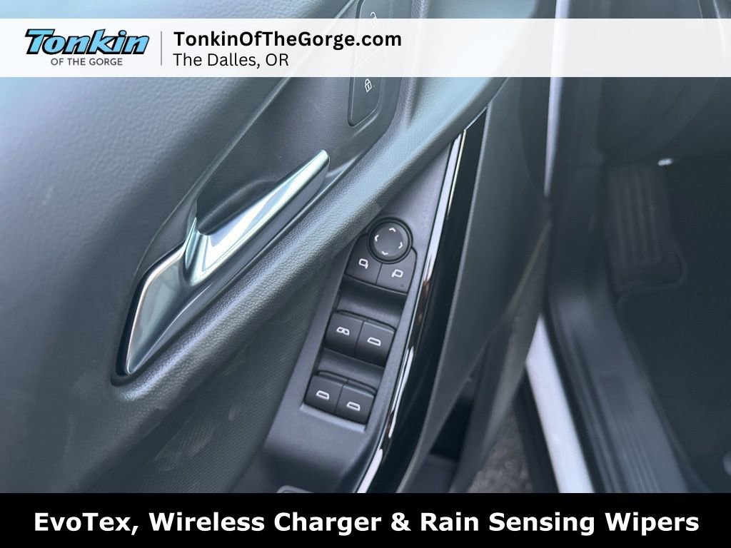 New 2026 Chevrolet Equinox LT w/ Convenience Package II AWD/4WD image 12