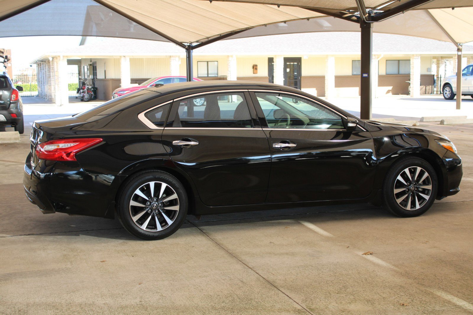 Used 2017 Nissan Altima 2.5 SL image 13