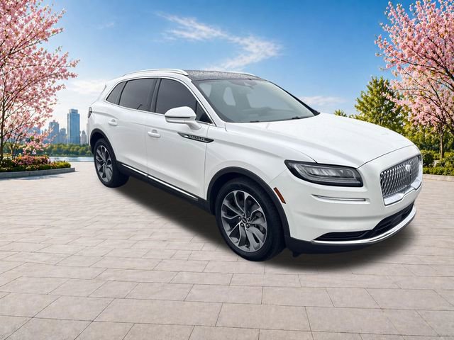 Certified 2022 Lincoln Nautilus Reserve w/ Luxury Package AWD/4WD image 11