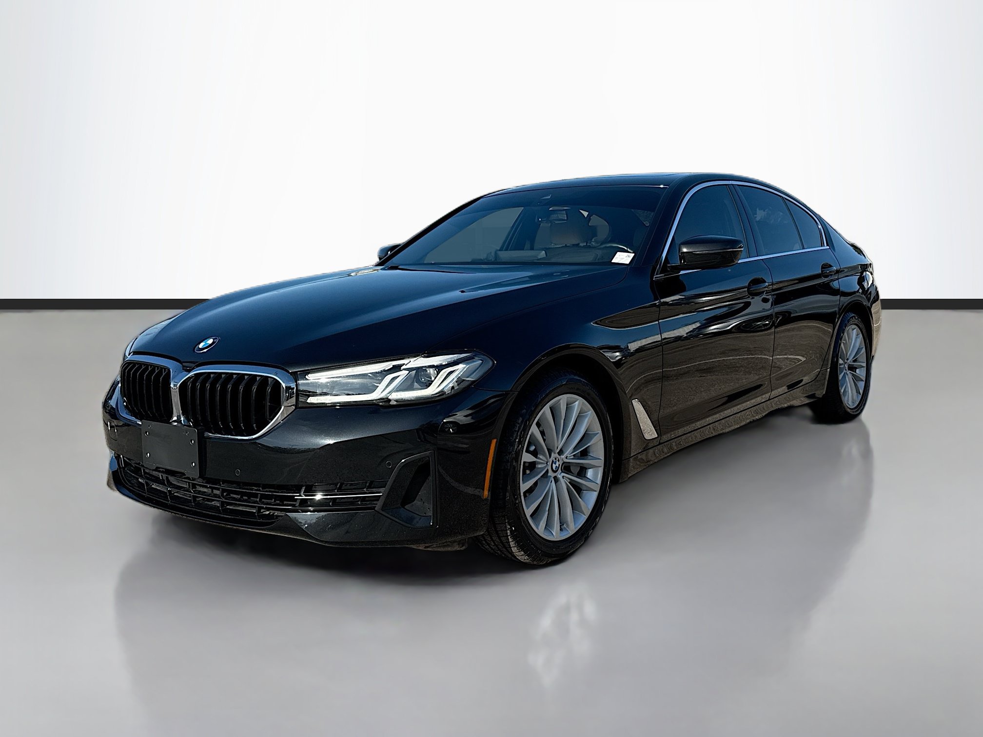 Used 2023 BMW 530i w/ Premium Package RWD image 7