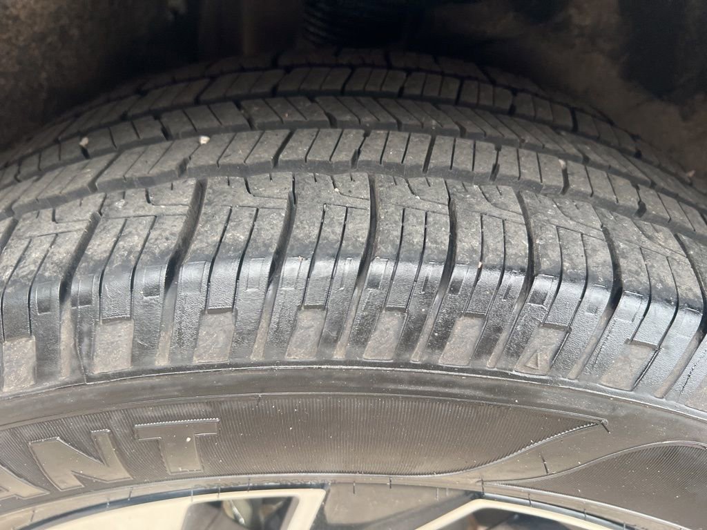 Used 2023 Kia Sportage EX image 40