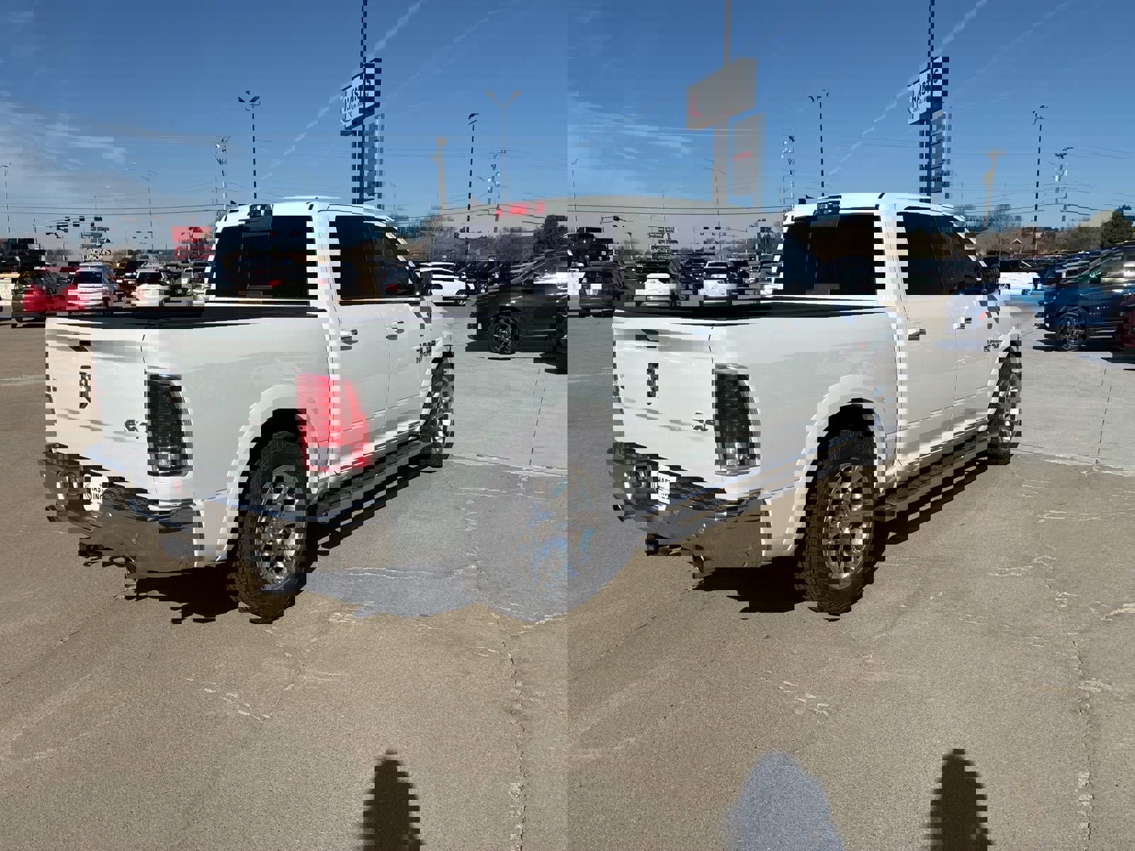 Used 2017 RAM 1500 Laramie w/ Convenience Group image 6