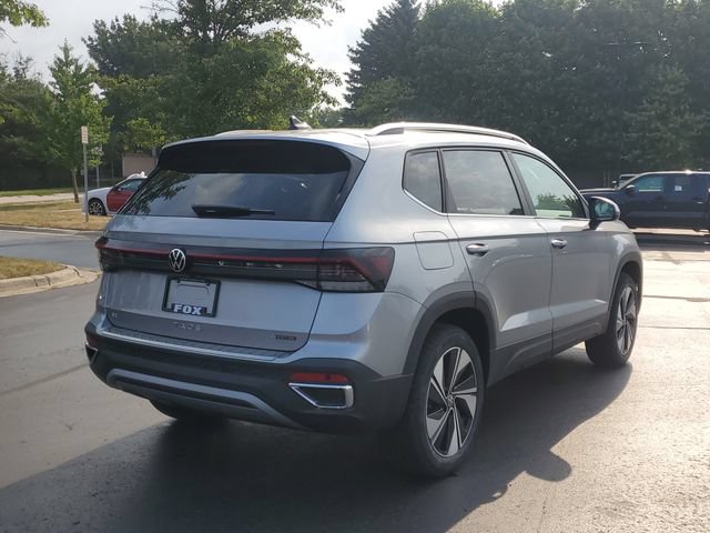 New 2026 Volkswagen Taos SE AWD/4WD image 4