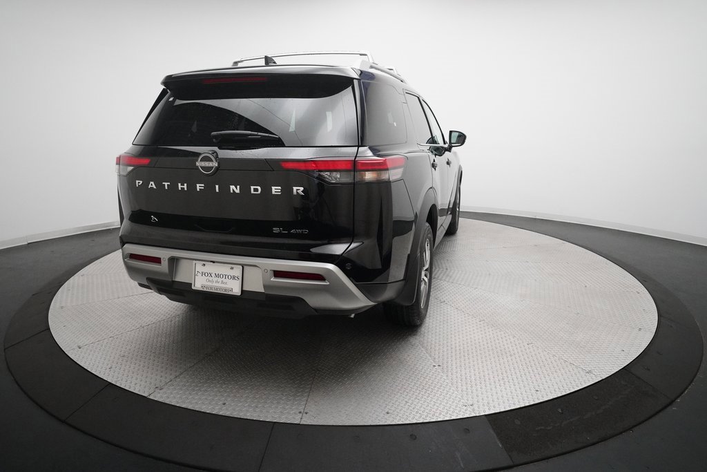 Used 2025 Nissan Pathfinder SL image 36