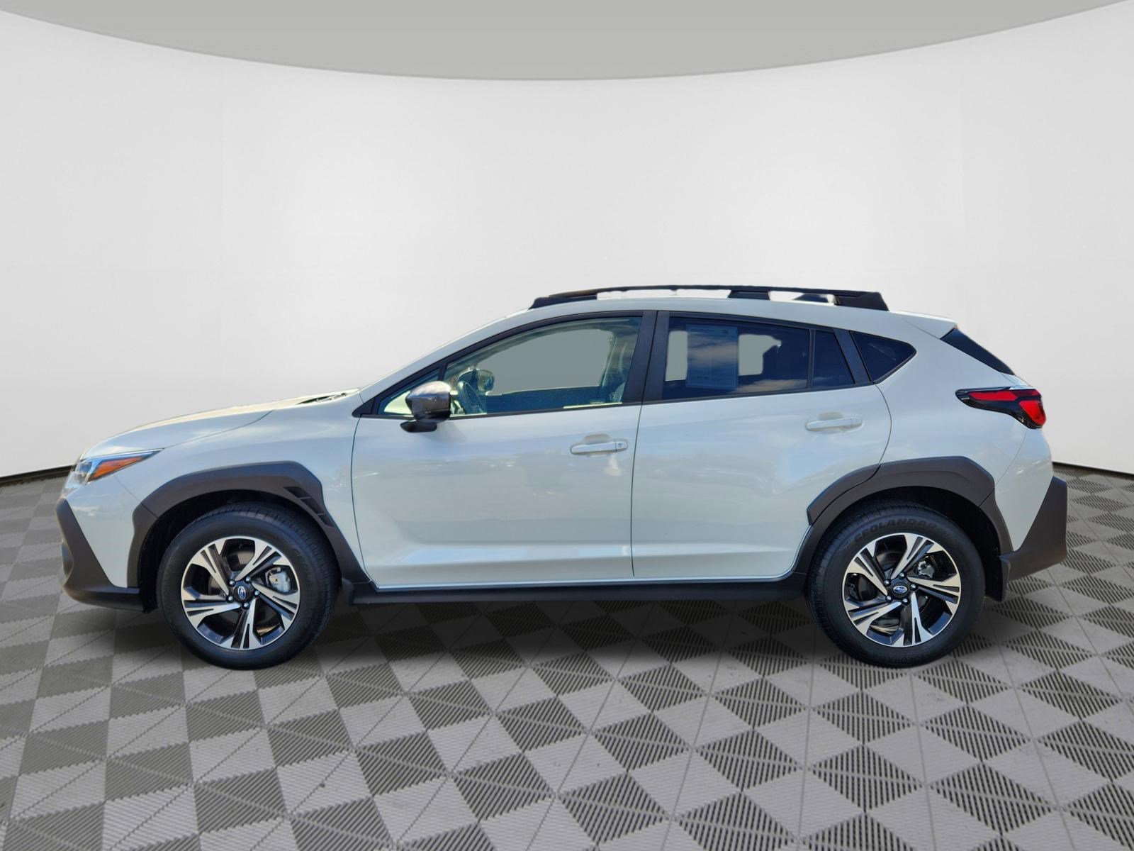 Certified 2024 Subaru Crosstrek 2.0i Premium image 5