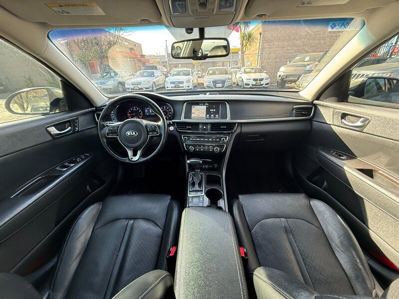 Used 2016 Kia Optima EX w/ Premium Package image 14