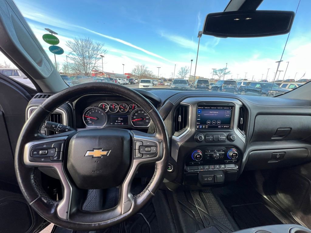 Used 2021 Chevrolet Silverado 1500 LT image 34