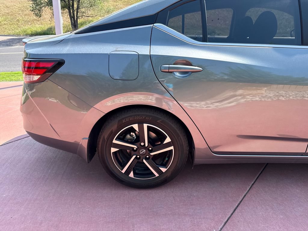 Used 2024 Nissan Sentra SV w/ Lighting Package FWD image 33