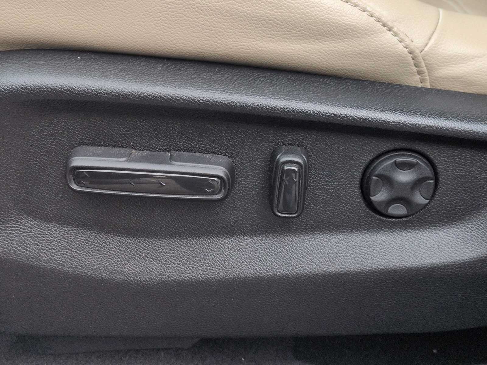 Used 2021 Honda CR-V Touring image 18