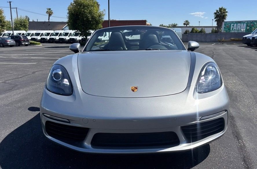 Used 2017 Porsche 718 Boxster S RWD image 2