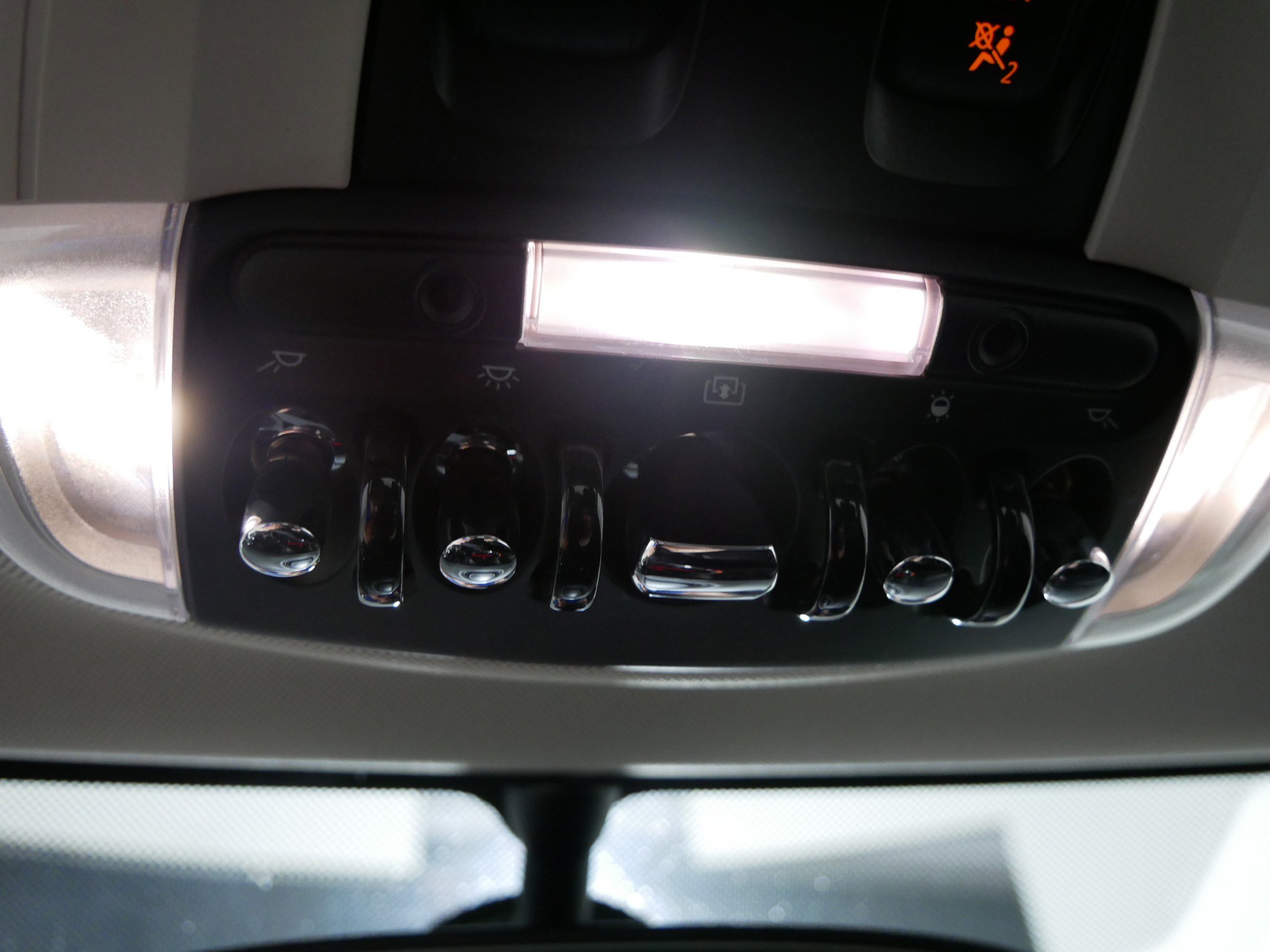 Used 2015 MINI Cooper 2-Door Hardtop image 33