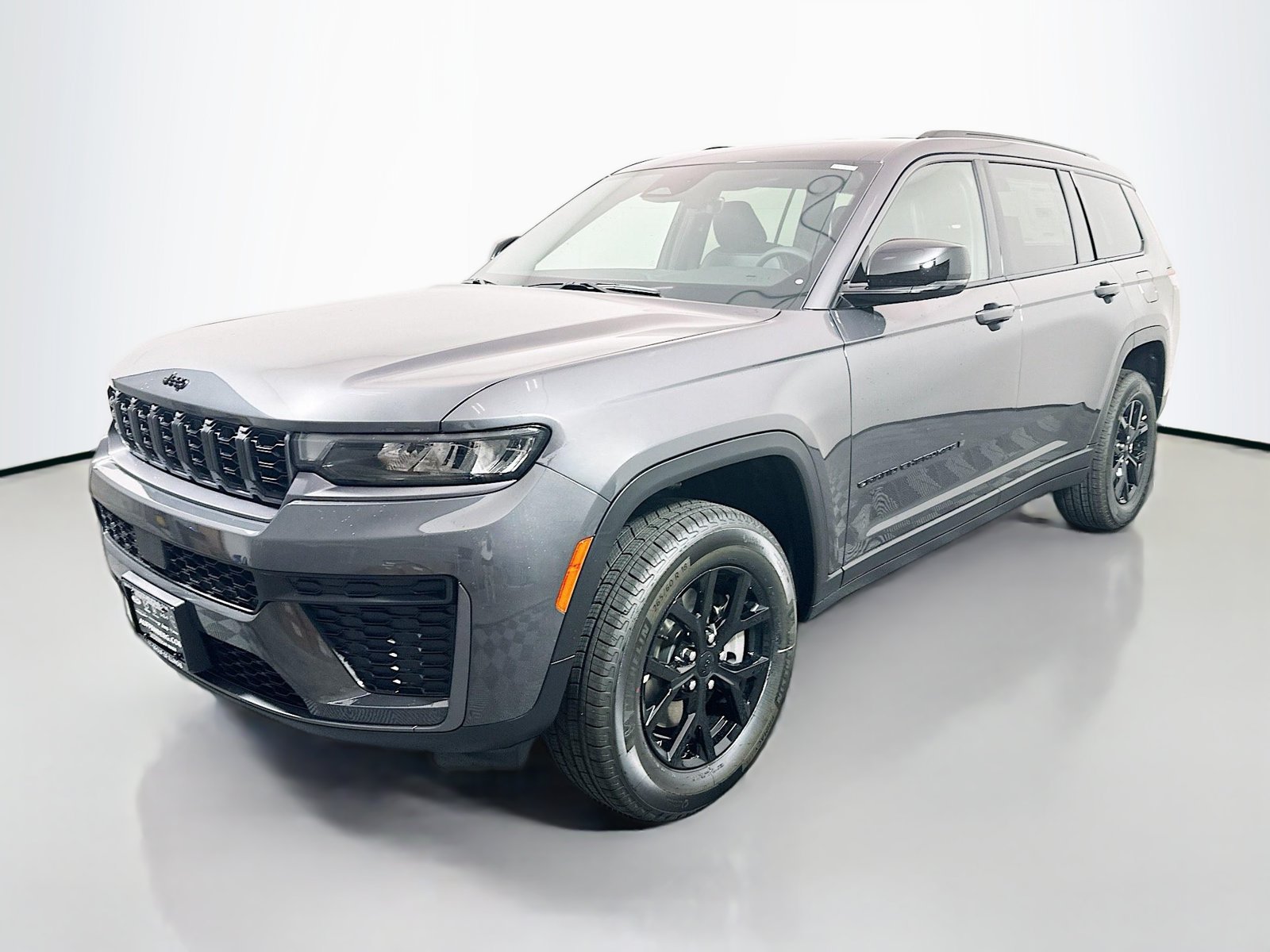 New 2026 Jeep Grand Cherokee L 4WD image 3