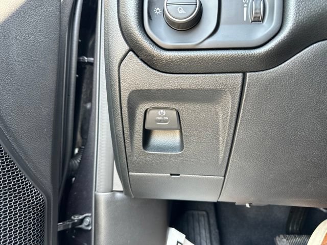 New 2026 RAM 1500 Express AWD/4WD image 27
