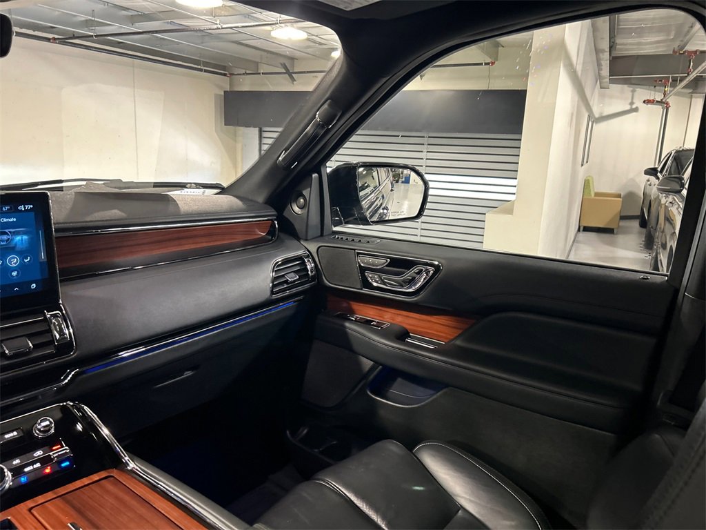 Certified 2022 Lincoln Navigator Reserve image 23