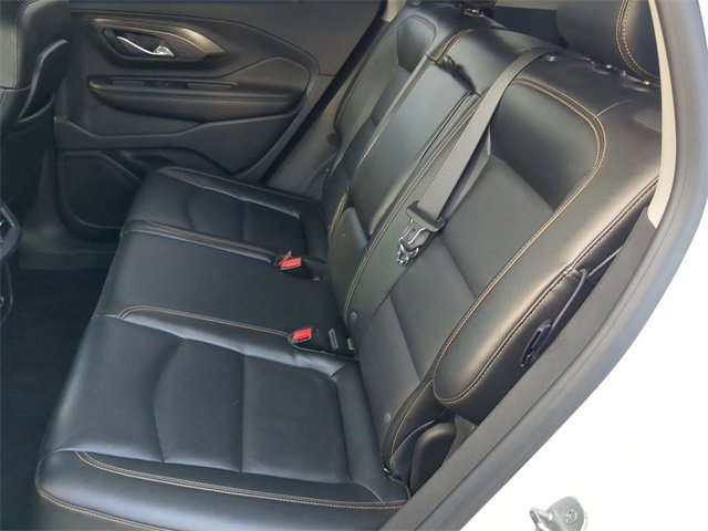 Used 2021 GMC Terrain SLT w/ Elevation Edition image 17