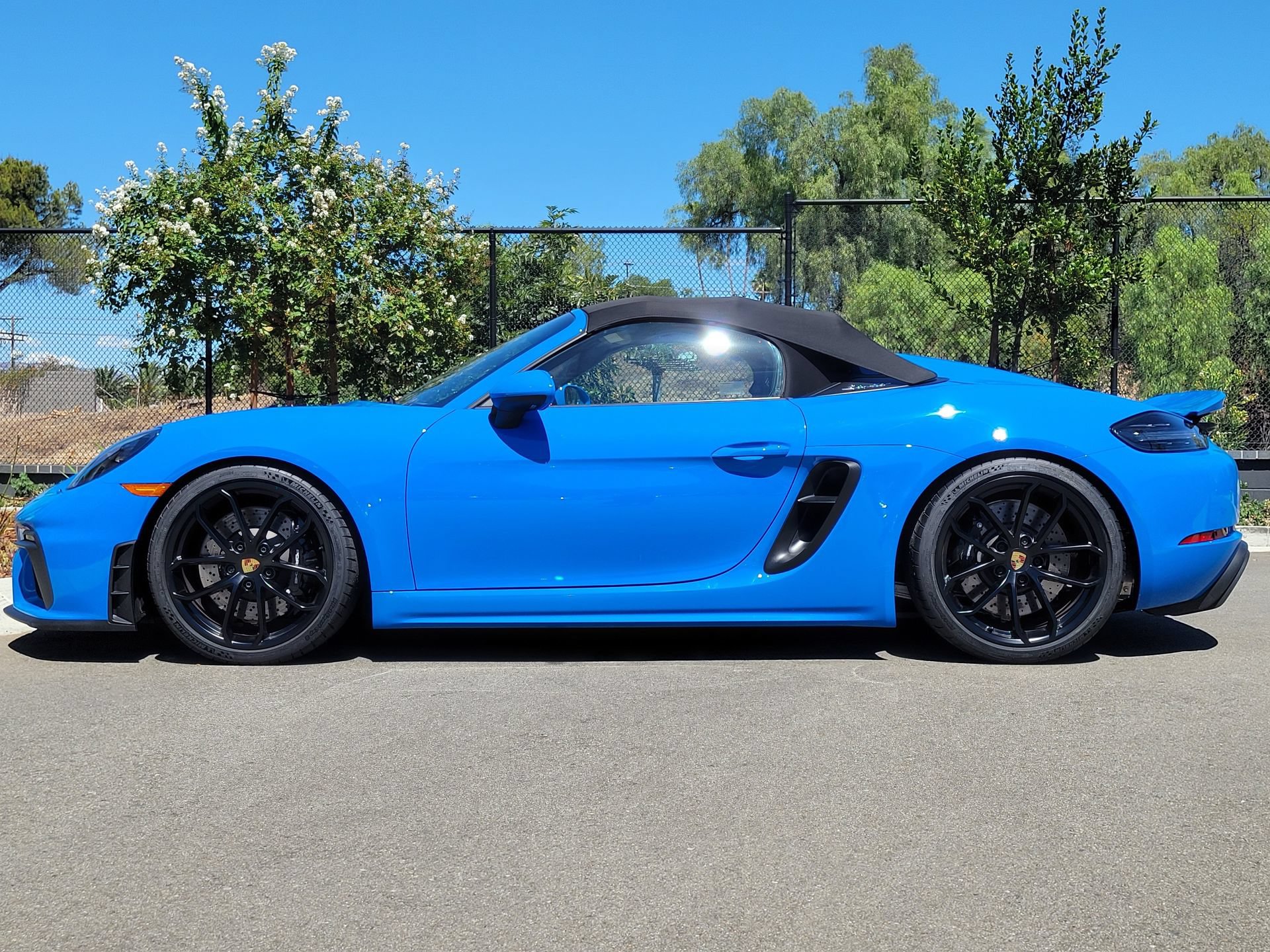 Certified 2023 Porsche 718 Boxster Spyder RWD image 2