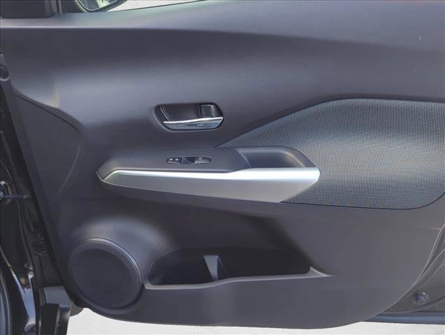 Used 2020 Nissan Kicks SV FWD image 24