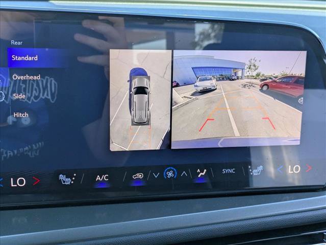 New 2026 Chevrolet Traverse LT w/ Driver Confidence Package image 13