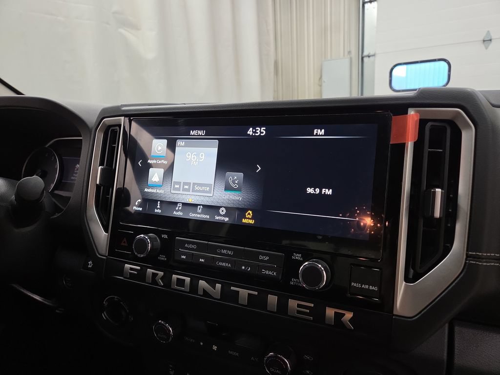 Used 2025 Nissan Frontier SV w/ SV Convenience Package AWD/4WD image 15