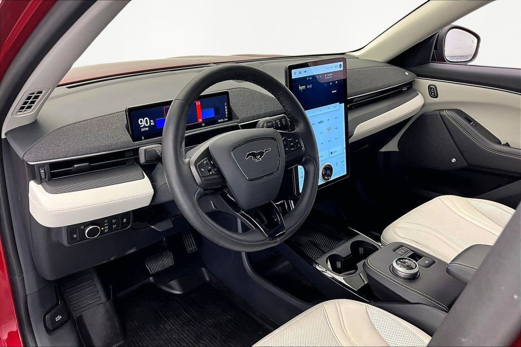 Used 2023 Ford Mustang Mach-E Premium image 14