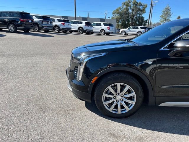 Used 2021 Cadillac XT4 Premium Luxury AWD/4WD image 4