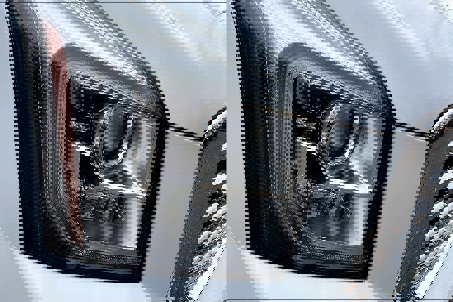 Used 2019 GMC Yukon Denali w/ Denali Ultimate Package image 25