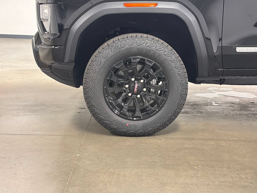 New 2026 GMC Canyon Elevation w/ Convenience Package RWD image 10