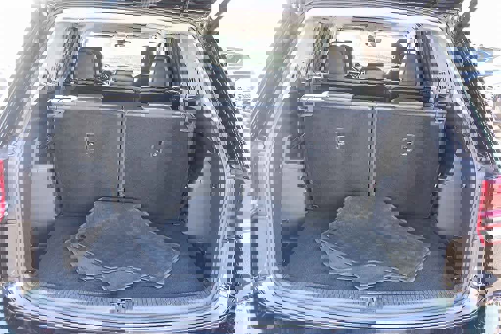 Used 2018 Volkswagen Atlas SEL Premium image 36