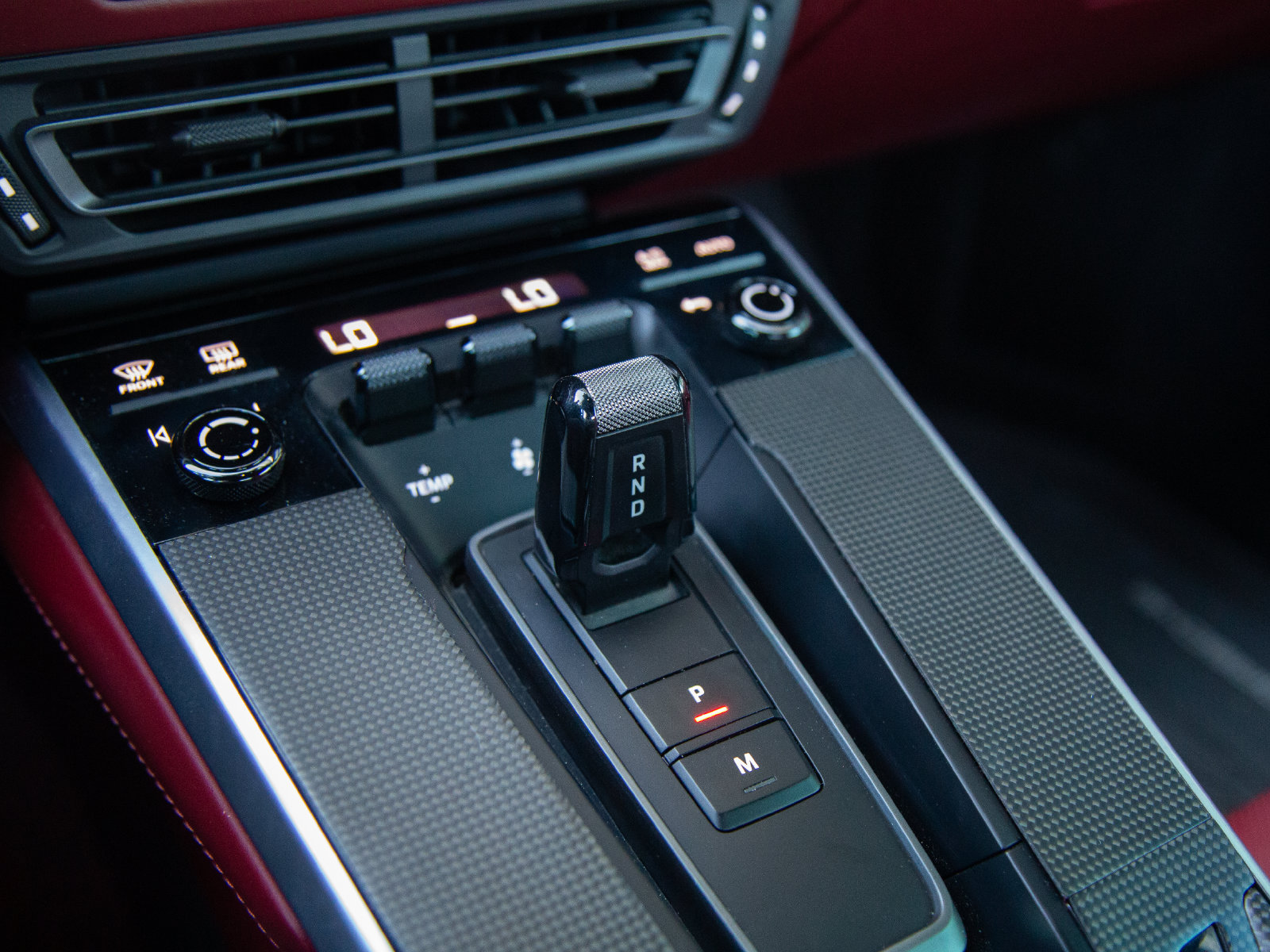 Certified 2022 Porsche 911 Turbo S AWD/4WD image 18