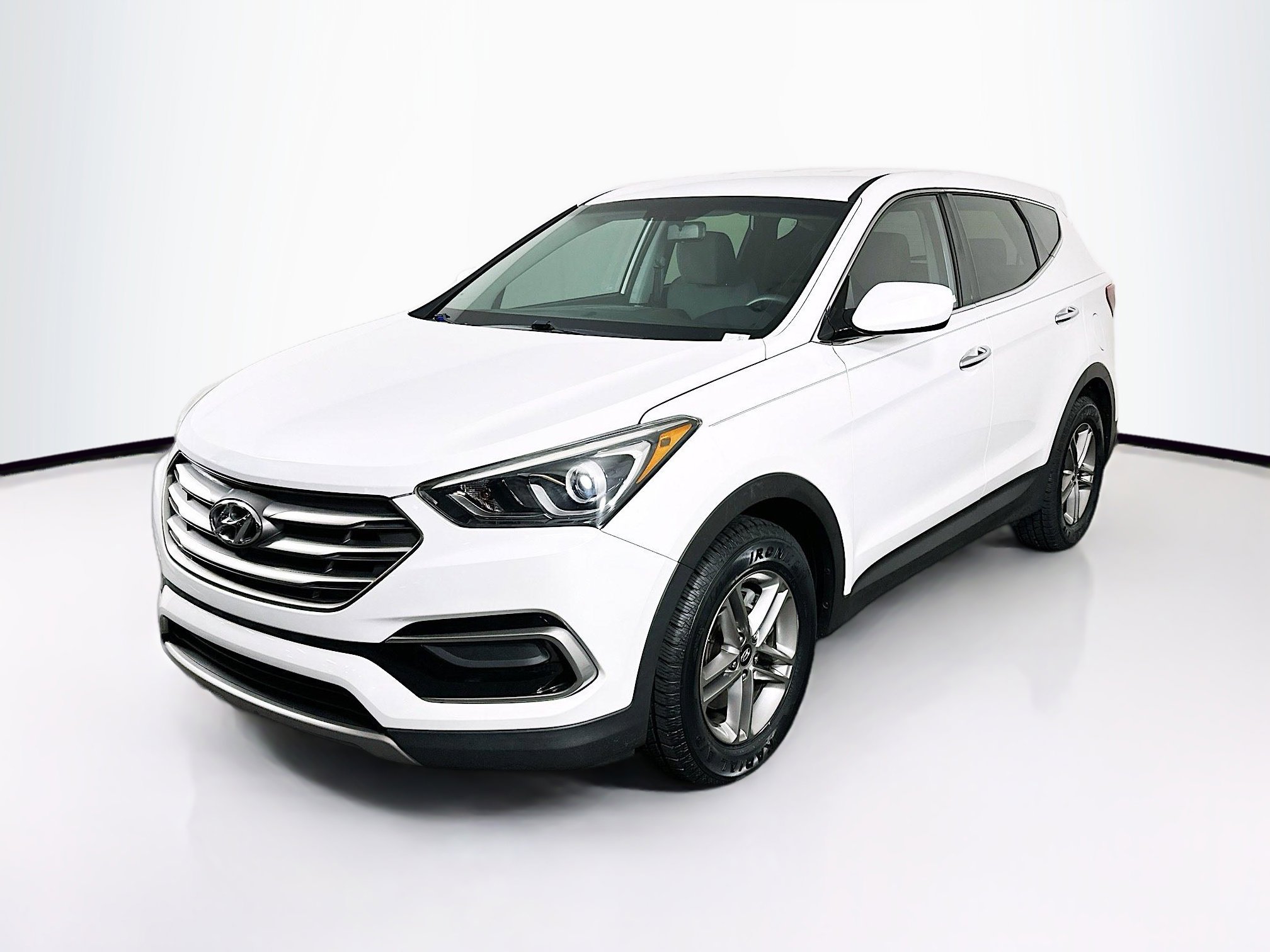 Used 2017 Hyundai Santa Fe Sport image 3