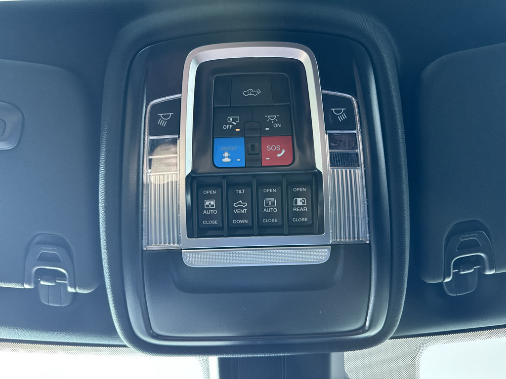 New 2027 RAM 1500 Laramie w/ Night Edition AWD/4WD image 33