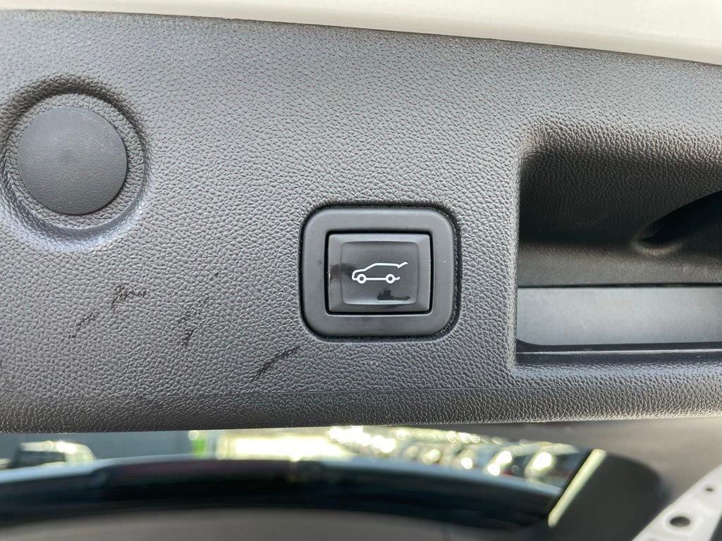 Used 2024 Chevrolet Equinox LT AWD/4WD image 33