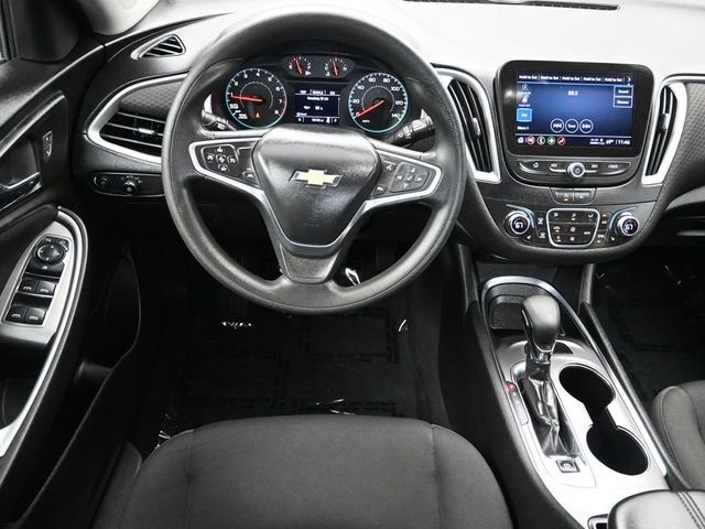 Used 2023 Chevrolet Malibu LT image 9