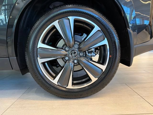 New 2026 Lexus UX 300h AWD image 6