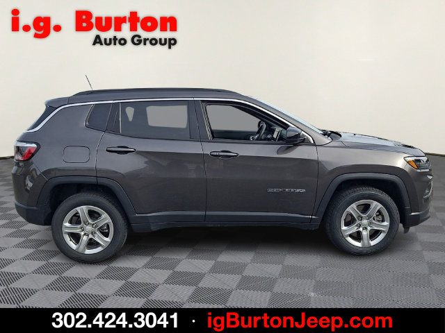 Certified 2024 Jeep Compass Latitude AWD/4WD image 7