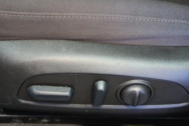 Used 2022 Chevrolet Malibu LT FWD image 16