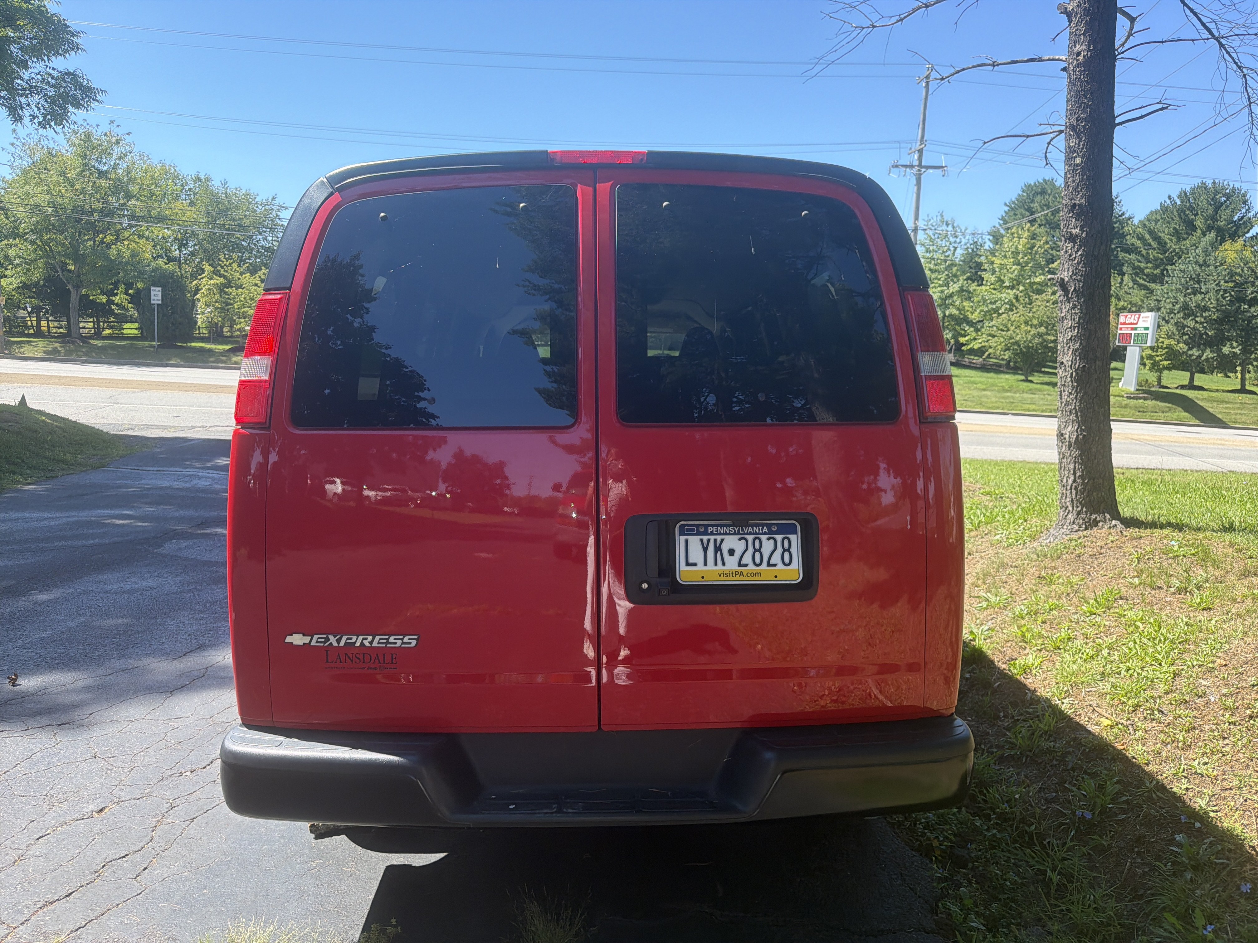Used 2022 Chevrolet Express 3500 LS RWD image 6