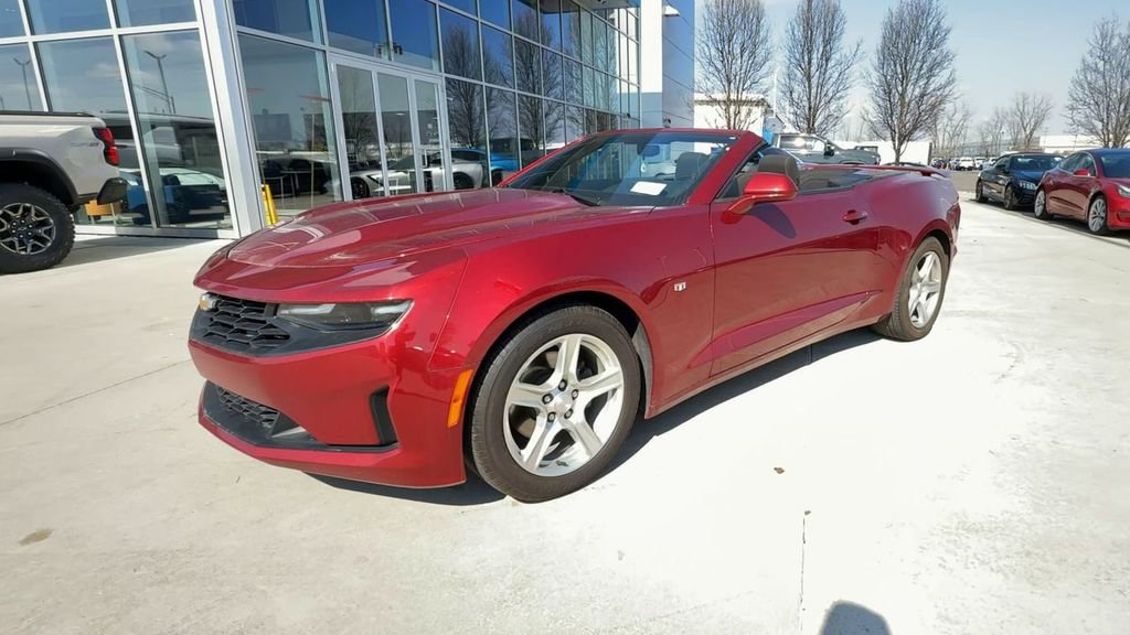 Used 2023 Chevrolet Camaro LT image 4