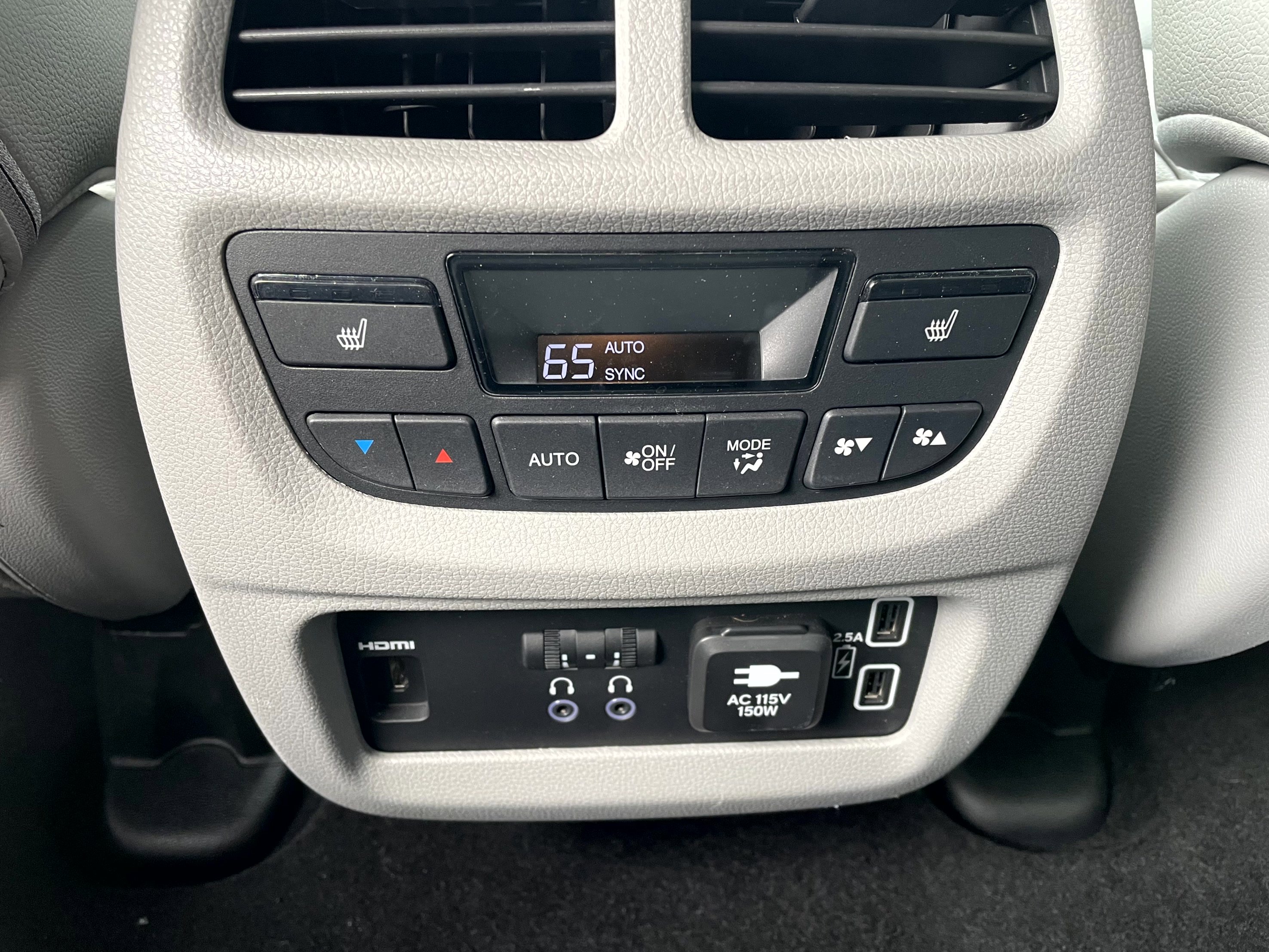 Certified 2021 Honda Pilot Touring image 12