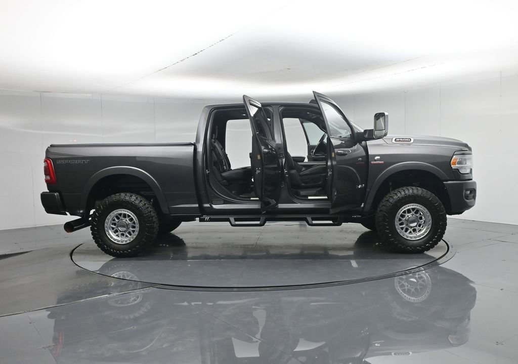 Used 2021 RAM 2500 Laramie AWD/4WD image 4