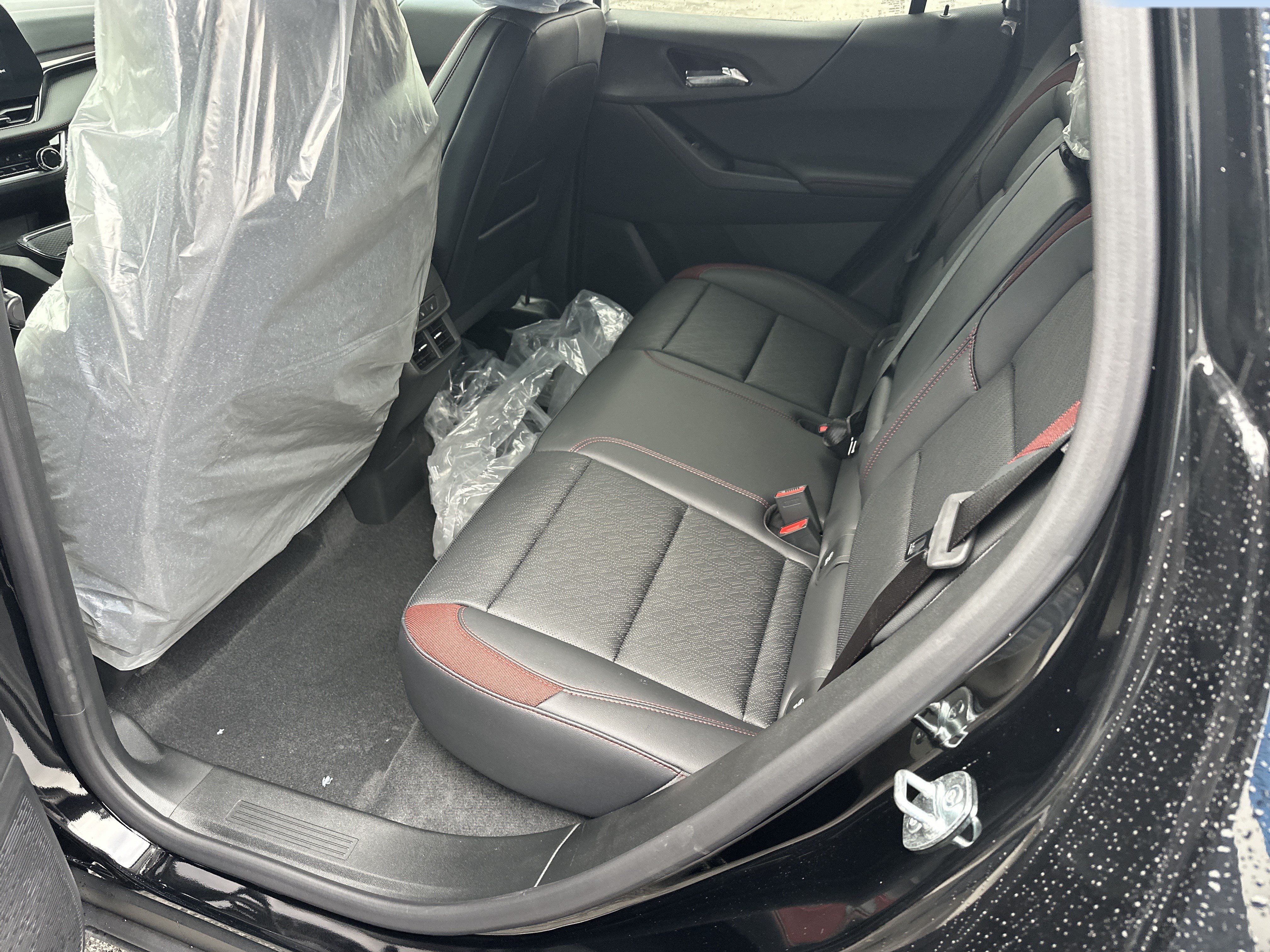 New 2027 Chevrolet Equinox RS w/ Safety and Technology Package AWD/4WD image 6