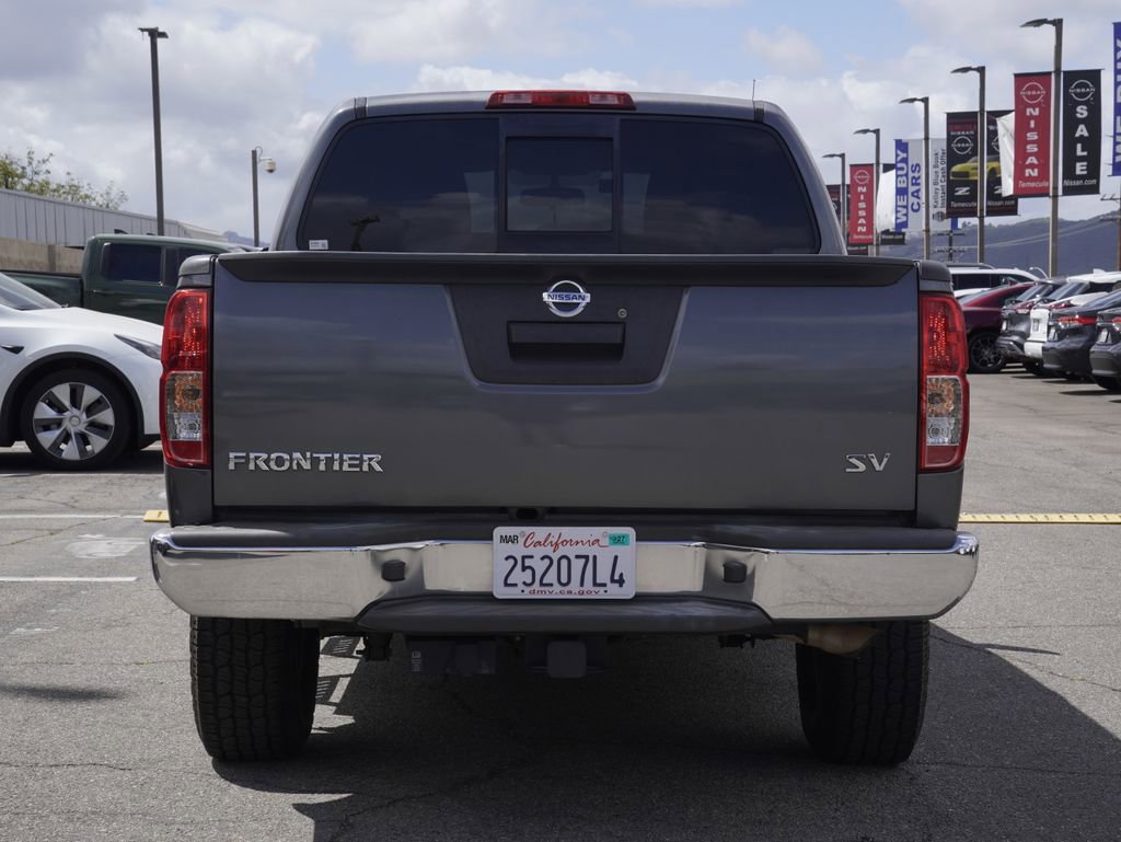 Used 2016 Nissan Frontier SV RWD image 5