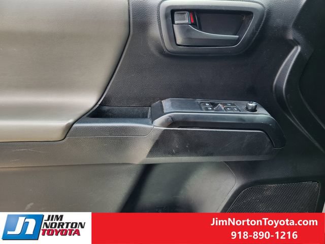 Used 2017 Toyota Tacoma SR RWD image 24