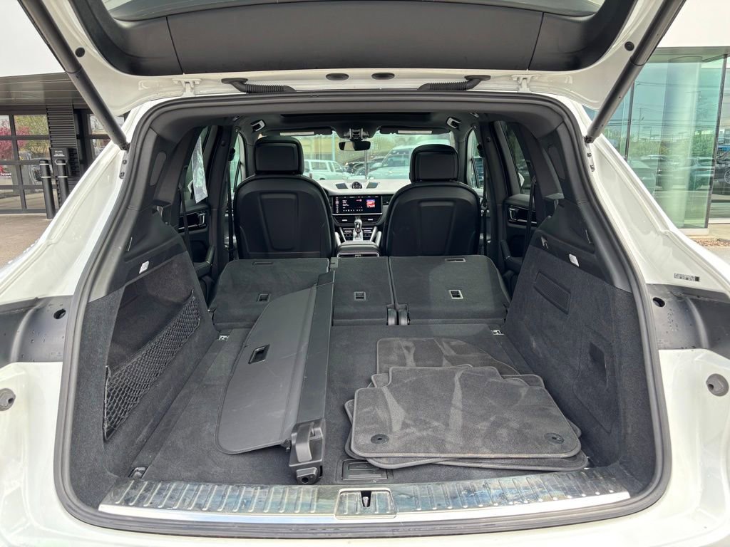 Certified 2021 Porsche Cayenne AWD/4WD image 14