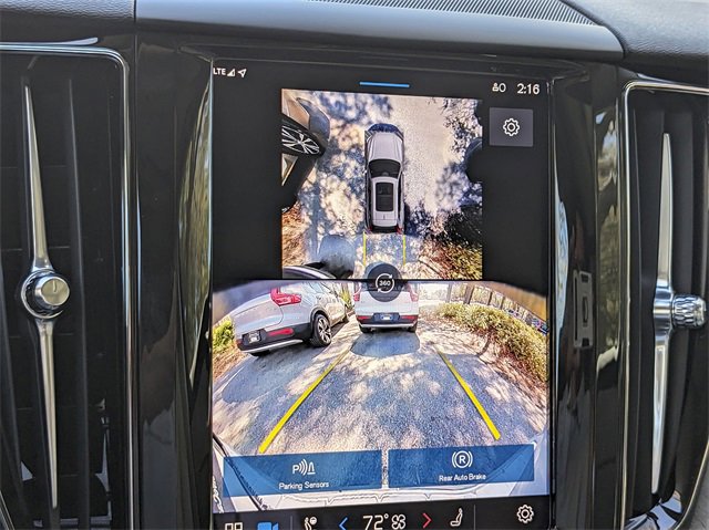 New 2025 Volvo XC60 B5 Plus w/ Climate Package image 23